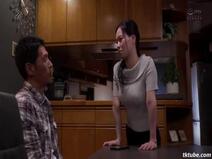 【不倫】  息子の友達と5年前からセフレ関係。年下の彼とわいせつな関係に…。中出しにハマってます。美咲ひかり